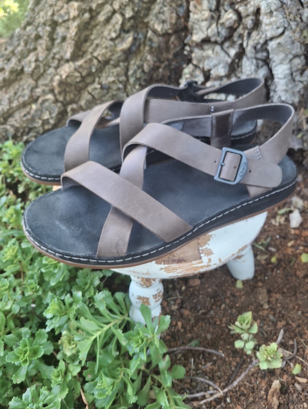 Chaco Wayfarer Tornado Leather Sandals Size 9